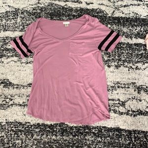 Dusty rose ribbed dress t shirt.